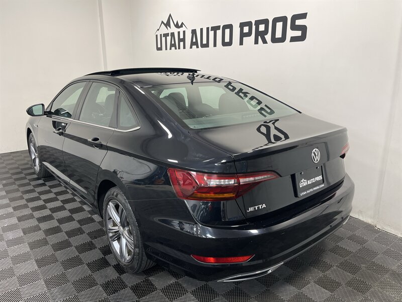 2019 Volkswagen Jetta R-Line - Photo 11 - West Bountiful, UT 84087