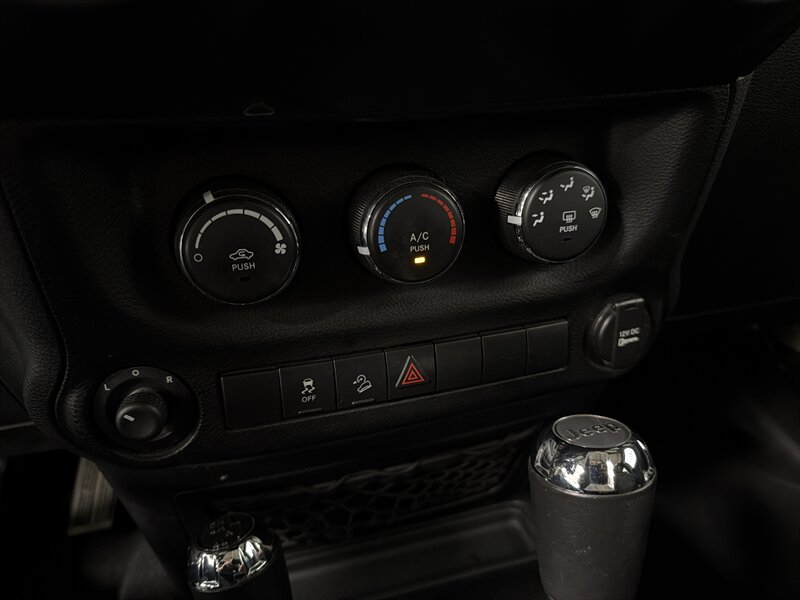 2011 Jeep Wrangler Sport - Photo 14 - West Bountiful, UT 84087