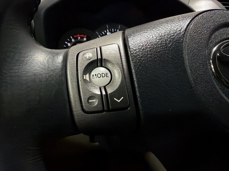 2012 Toyota RAV4 Limited - Photo 23 - West Bountiful, UT 84087
