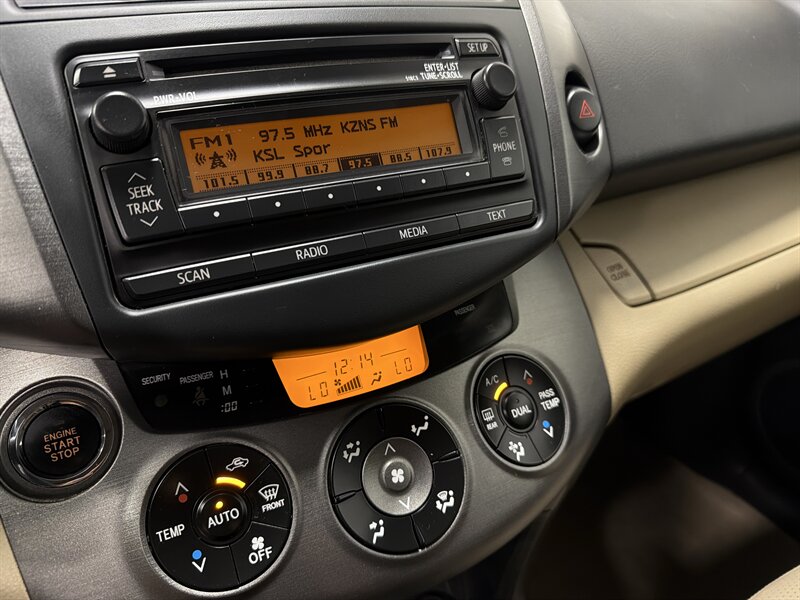 2012 Toyota RAV4 Limited - Photo 18 - West Bountiful, UT 84087