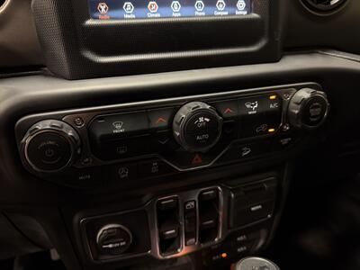 2019 Jeep Wrangler Sport S   - Photo 18 - West Bountiful, UT 84087