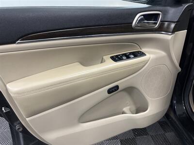 2014 Jeep Grand Cherokee Limited   - Photo 14 - West Bountiful, UT 84087