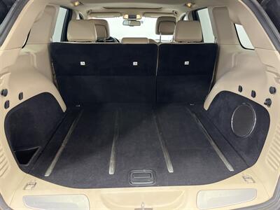2014 Jeep Grand Cherokee Limited   - Photo 11 - West Bountiful, UT 84087