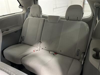 2011 Toyota Sienna LE 8-Passenger   - Photo 24 - West Bountiful, UT 84087