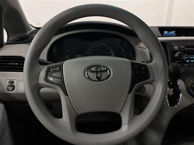 2011 Toyota Sienna LE 8-Passenger   - Photo 18 - West Bountiful, UT 84087