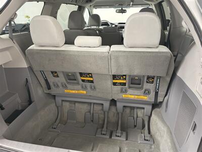 2011 Toyota Sienna LE 8-Passenger   - Photo 25 - West Bountiful, UT 84087