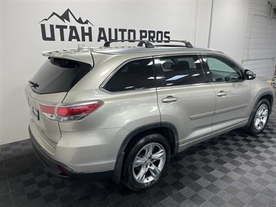 2015 Toyota Highlander Limited   - Photo 3 - West Bountiful, UT 84087