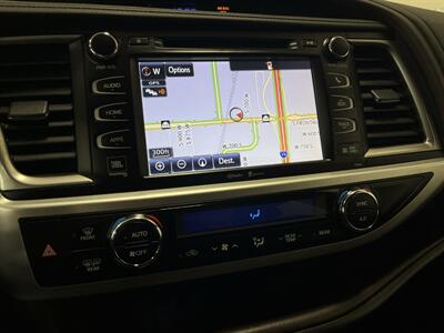 2015 Toyota Highlander Limited   - Photo 24 - West Bountiful, UT 84087