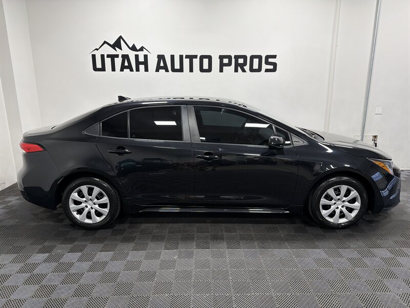 2022 Toyota Corolla LE - Photo 2 - West Bountiful, UT 84087