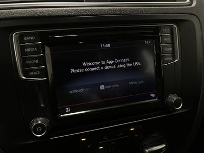 2017 Volkswagen Jetta 1.4T SE - Photo 17 - West Bountiful, UT 84087