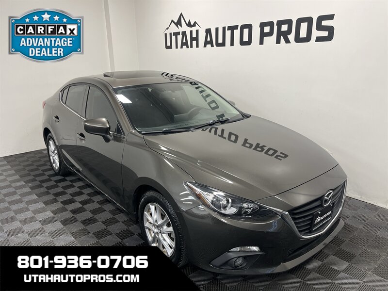 2016 Mazda Mazda3 i Touring   - Photo 1 - West Bountiful, UT 84087