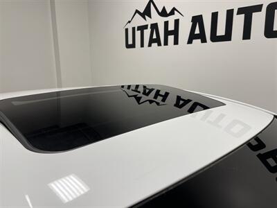 2018 Toyota Camry SE   - Photo 6 - West Bountiful, UT 84087