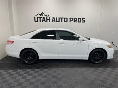 2011 Toyota Camry LE   - Photo 2 - West Bountiful, UT 84087