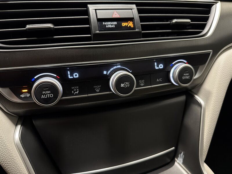2018 Honda Accord LX - Photo 16 - West Bountiful, UT 84087