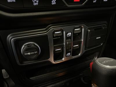 2021 Jeep Gladiator California Edition   - Photo 18 - West Bountiful, UT 84087