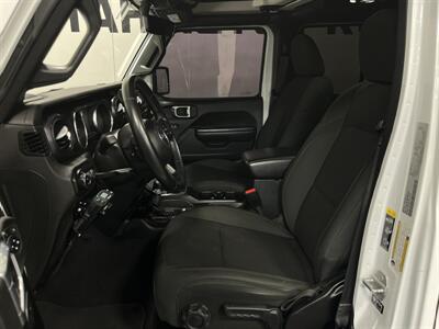 2021 Jeep Gladiator California Edition   - Photo 15 - West Bountiful, UT 84087