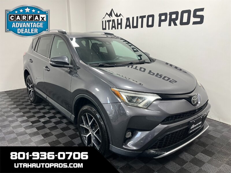 2016 Toyota RAV4 SE AWD's photo