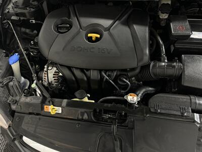 2012 Hyundai ELANTRA GLS   - Photo 21 - West Bountiful, UT 84087