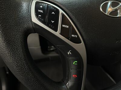 2012 Hyundai ELANTRA GLS   - Photo 19 - West Bountiful, UT 84087