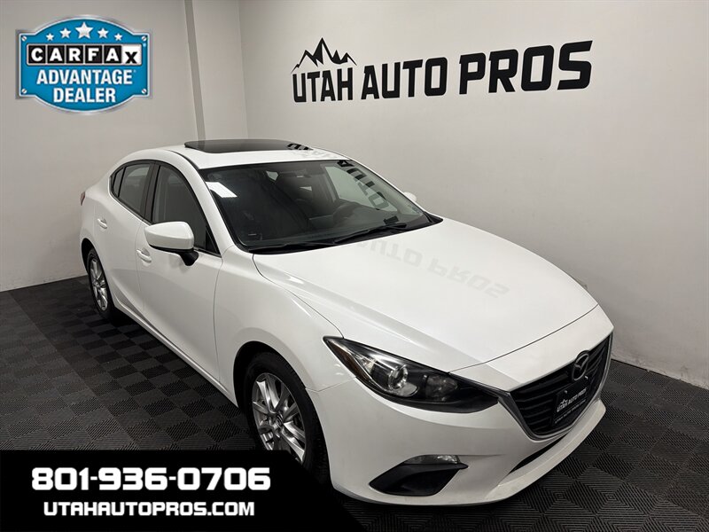 2014 Mazda Mazda3 i Grand Touring   - Photo 1 - West Bountiful, UT 84087