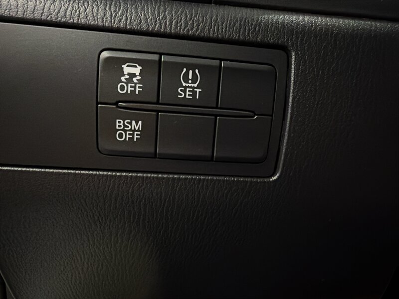 2014 Mazda Mazda3 i Grand Touring - Photo 17 - West Bountiful, UT 84087