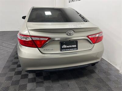 2016 Toyota Camry SE   - Photo 8 - West Bountiful, UT 84087