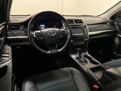 2016 Toyota Camry SE   - Photo 9 - West Bountiful, UT 84087