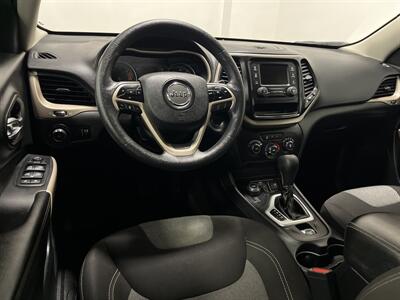 2018 Jeep Cherokee Latitude   - Photo 13 - West Bountiful, UT 84087