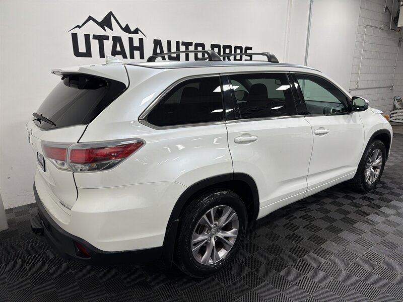 2015 Toyota Highlander XLE - Photo 3 - West Bountiful, UT 84087