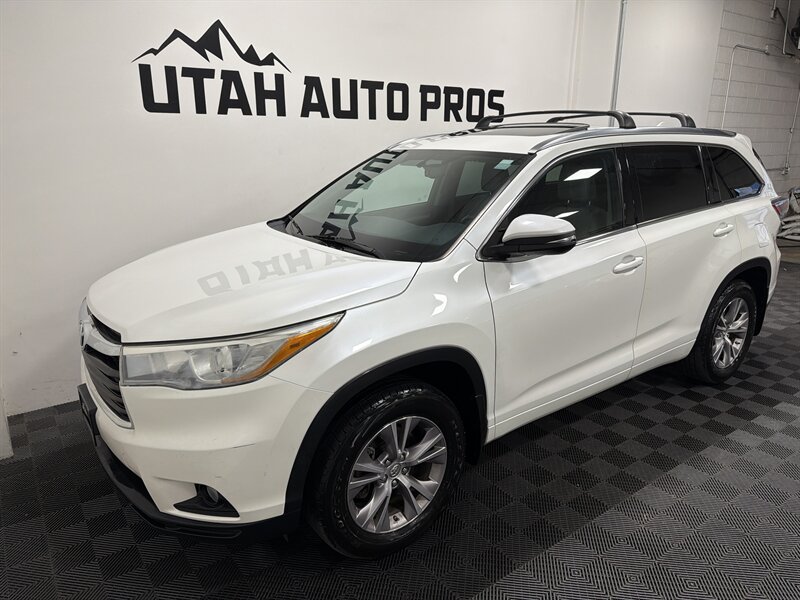 2015 Toyota Highlander XLE - Photo 6 - West Bountiful, UT 84087