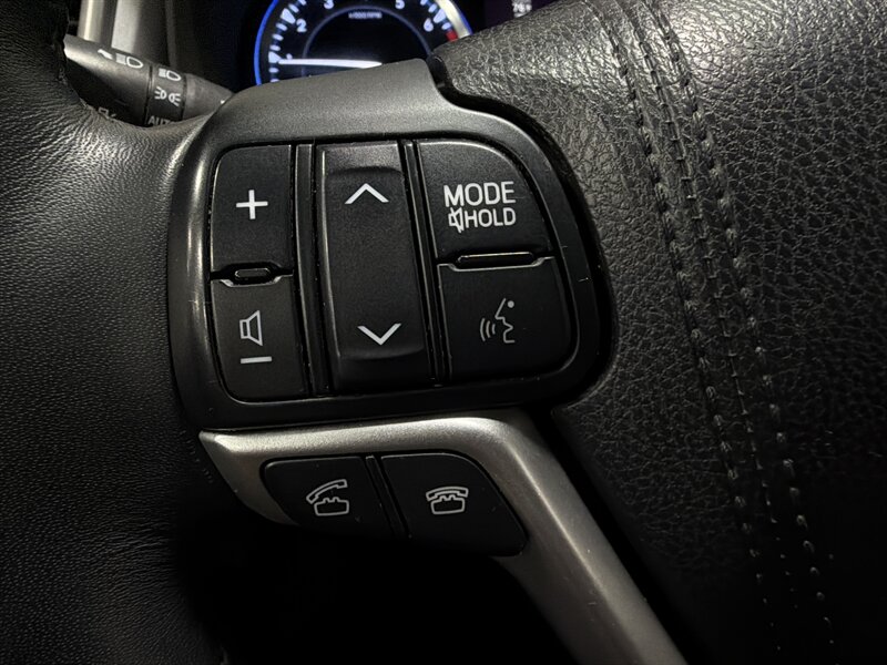 2015 Toyota Highlander XLE - Photo 24 - West Bountiful, UT 84087