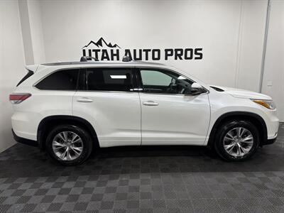 2015 Toyota Highlander XLE - Photo 2 - West Bountiful, UT 84087