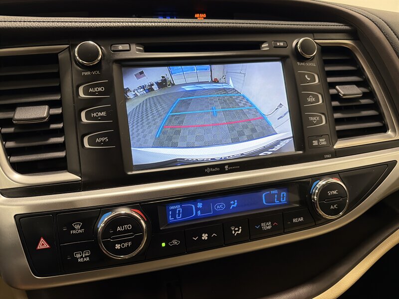 2015 Toyota Highlander XLE - Photo 18 - West Bountiful, UT 84087
