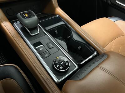 2024 Nissan Pathfinder Platinum   - Photo 23 - West Bountiful, UT 84087