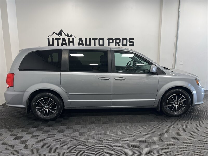 2015 Dodge Grand Caravan SE - Photo 2 - West Bountiful, UT 84087