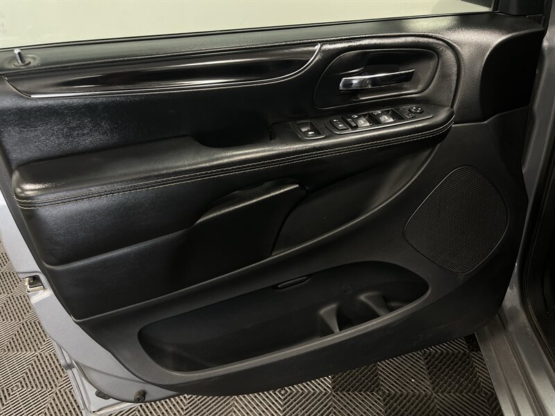 2015 Dodge Grand Caravan SE - Photo 11 - West Bountiful, UT 84087