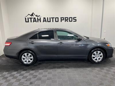 2011 Toyota Camry LE   - Photo 2 - West Bountiful, UT 84087