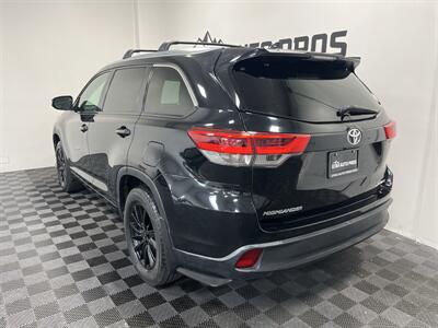 2017 Toyota Highlander XLE - Photo 8 - West Bountiful, UT 84087