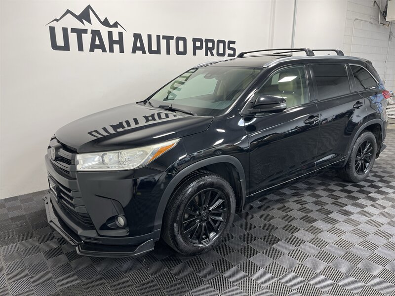 2017 Toyota Highlander XLE - Photo 6 - West Bountiful, UT 84087