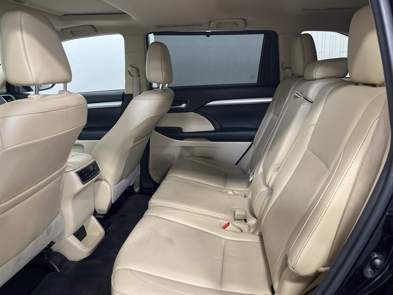 2017 Toyota Highlander XLE - Photo 24 - West Bountiful, UT 84087
