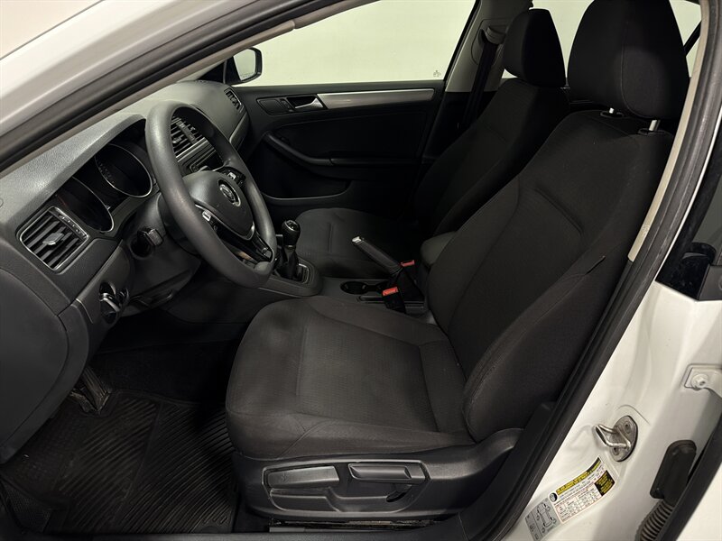 2016 Volkswagen Jetta 1.4T SE - Photo 13 - West Bountiful, UT 84087