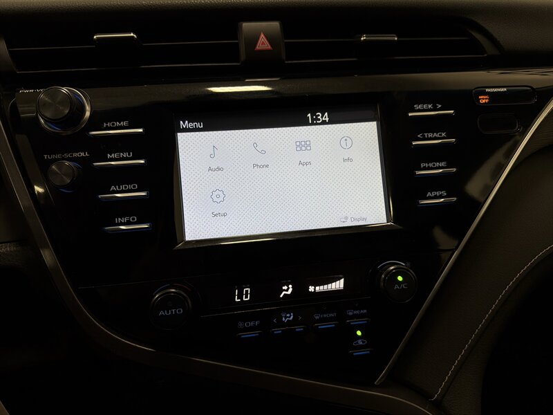 2018 Toyota Camry SE - Photo 17 - West Bountiful, UT 84087