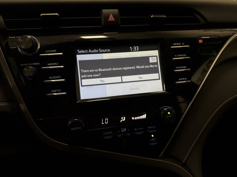 2018 Toyota Camry SE - Photo 16 - West Bountiful, UT 84087