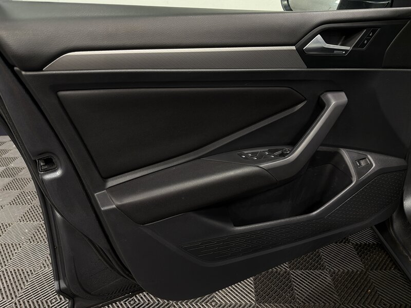 2019 Volkswagen Jetta SE - Photo 11 - West Bountiful, UT 84087