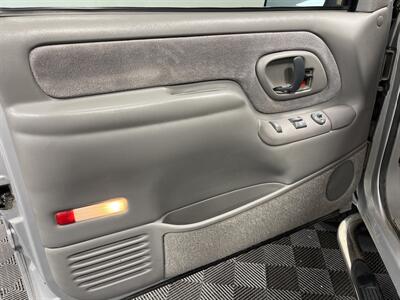 1997 Chevrolet K1500 Cheyenne 2dr K1500 Cheyenne   - Photo 13 - West Bountiful, UT 84087