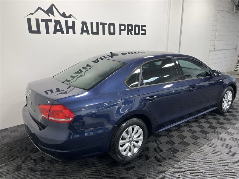 2015 Volkswagen Passat 1.8T Wolfsburg Editi - Photo 3 - West Bountiful, UT 84087