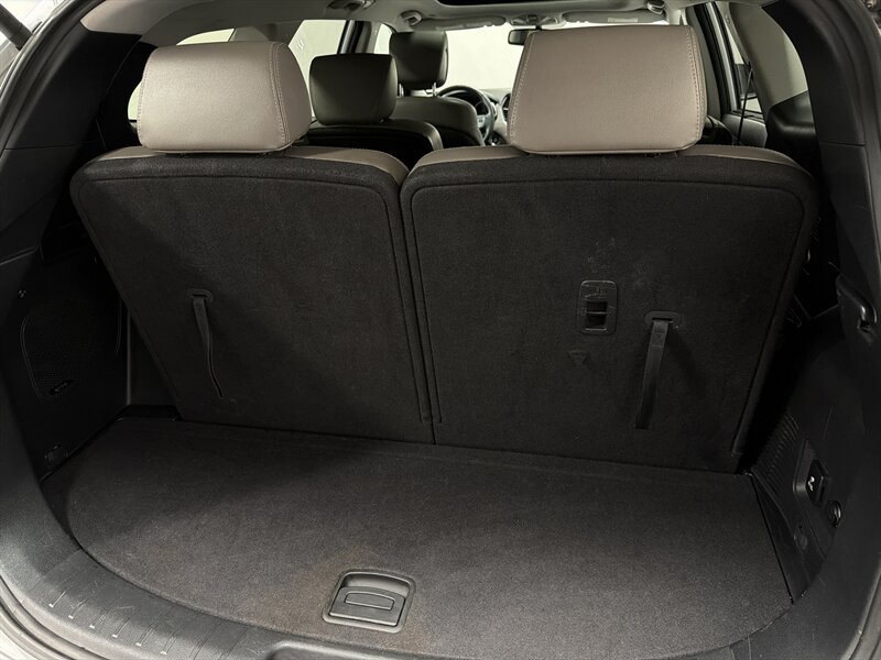 2014 Hyundai SANTA FE Limited - Photo 32 - West Bountiful, UT 84087