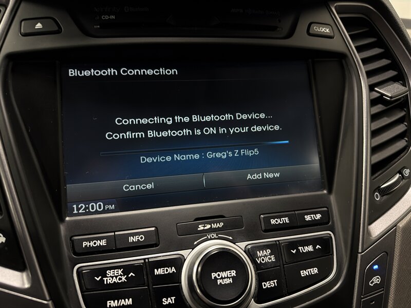 2014 Hyundai SANTA FE Limited - Photo 23 - West Bountiful, UT 84087
