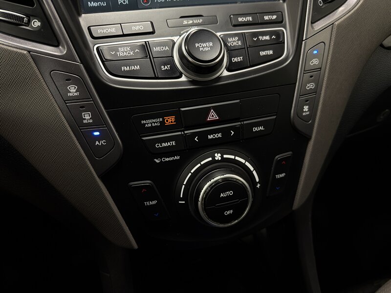 2014 Hyundai SANTA FE Limited - Photo 20 - West Bountiful, UT 84087