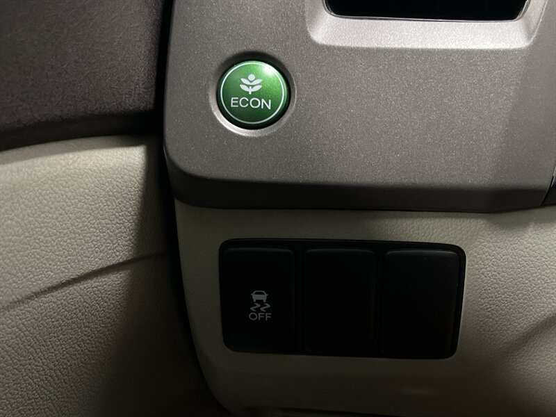 2012 Honda Civic LX - Photo 15 - West Bountiful, UT 84087